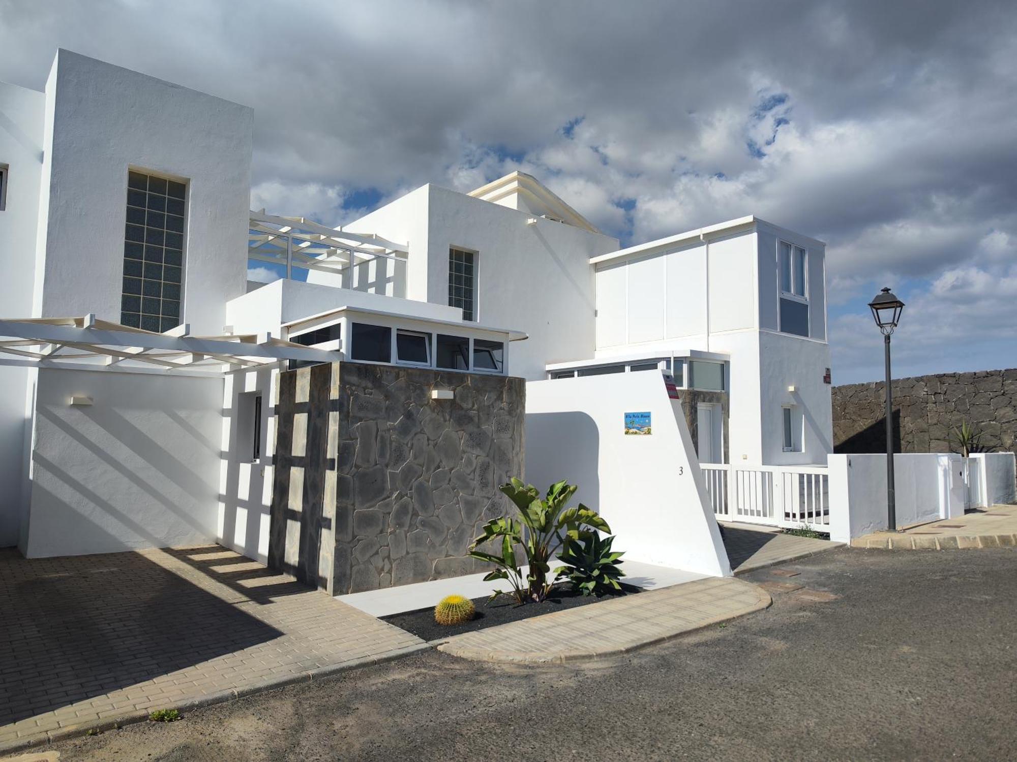Villa Perla Blanca En Playa Blanca Exterior photo